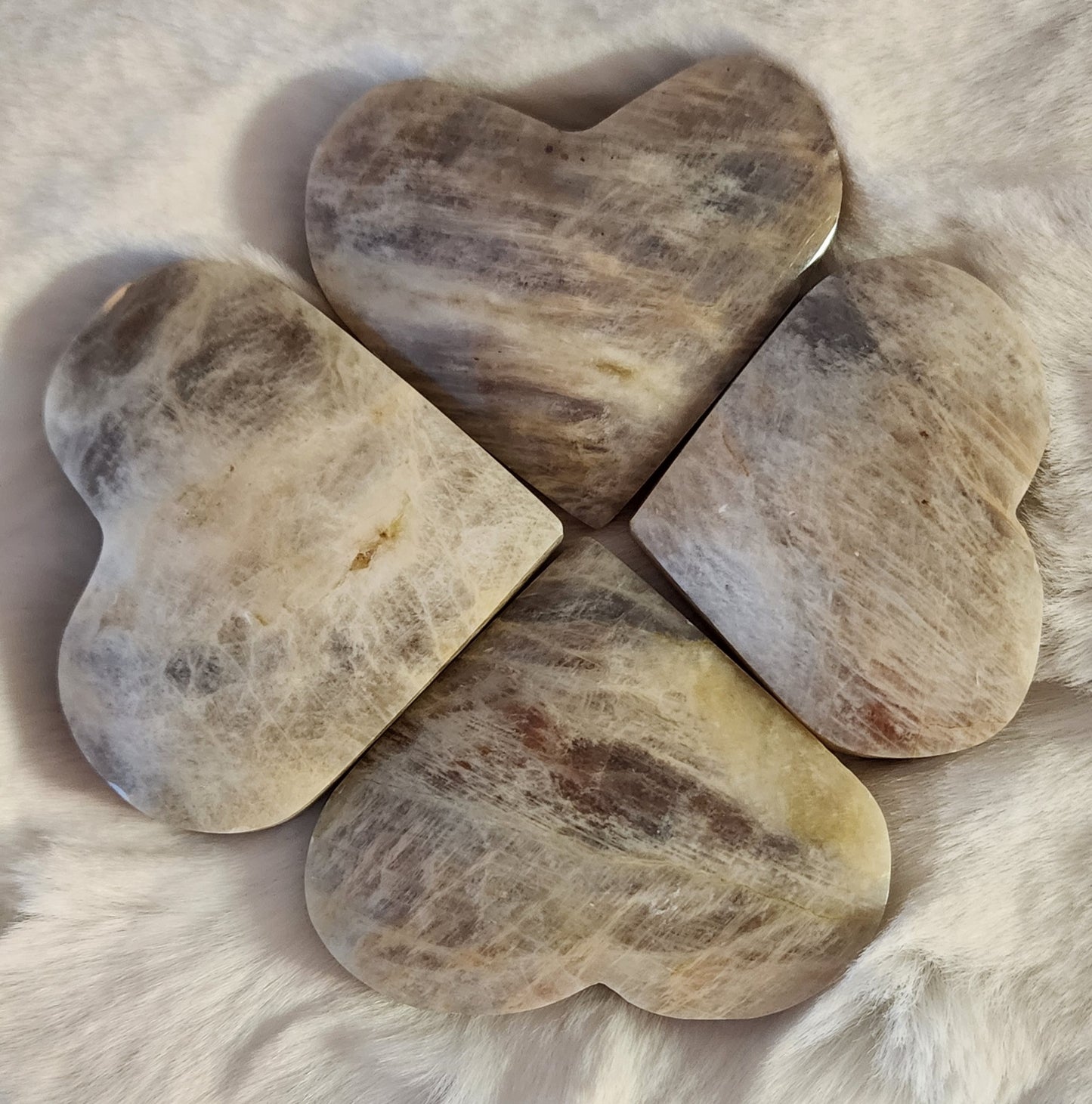 Moonstone Heart - Intuition, Balance, Harmony, Feminine Energy, Fertility, New Beginnings, Growth