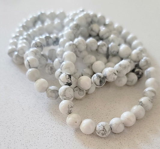 Howlite Bracelet - Calmness, Awareness, Patience, Ambition, Creativity, Inspiration, Stress